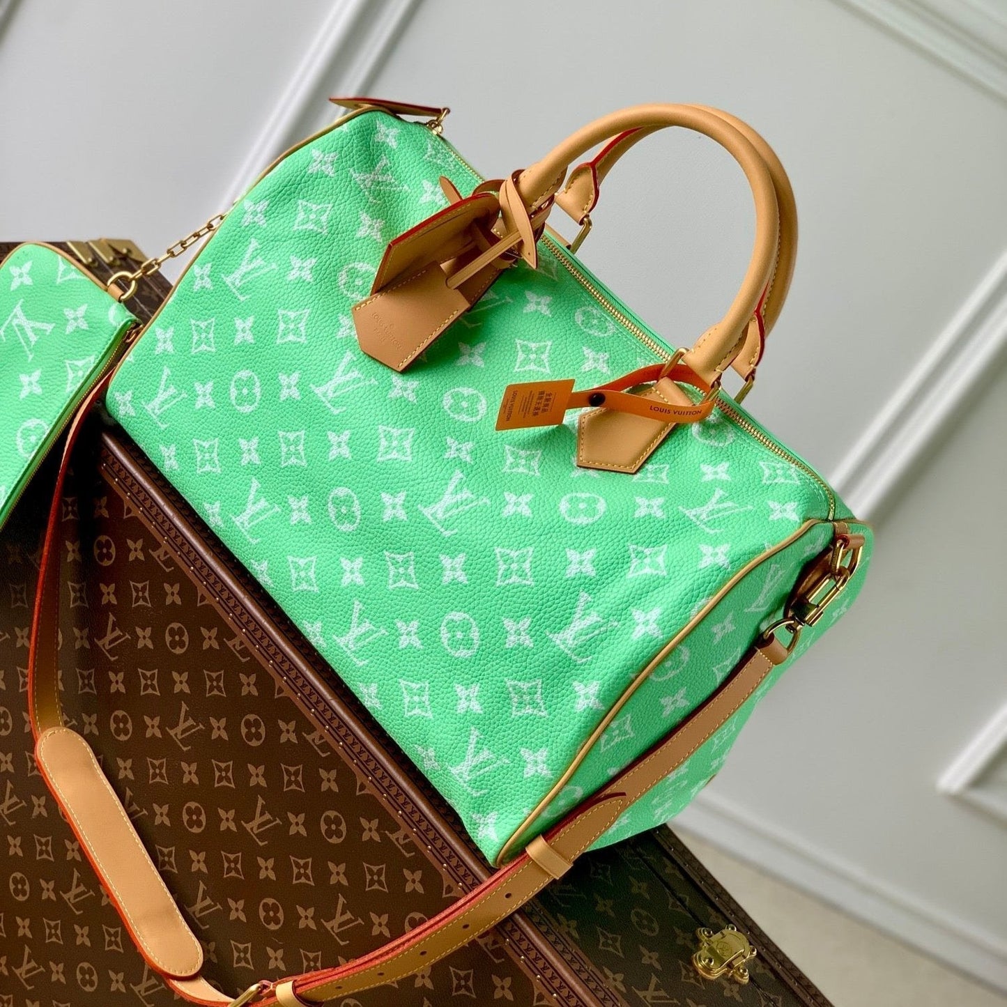 speedy p9 bandouliere 40cm green calfskin