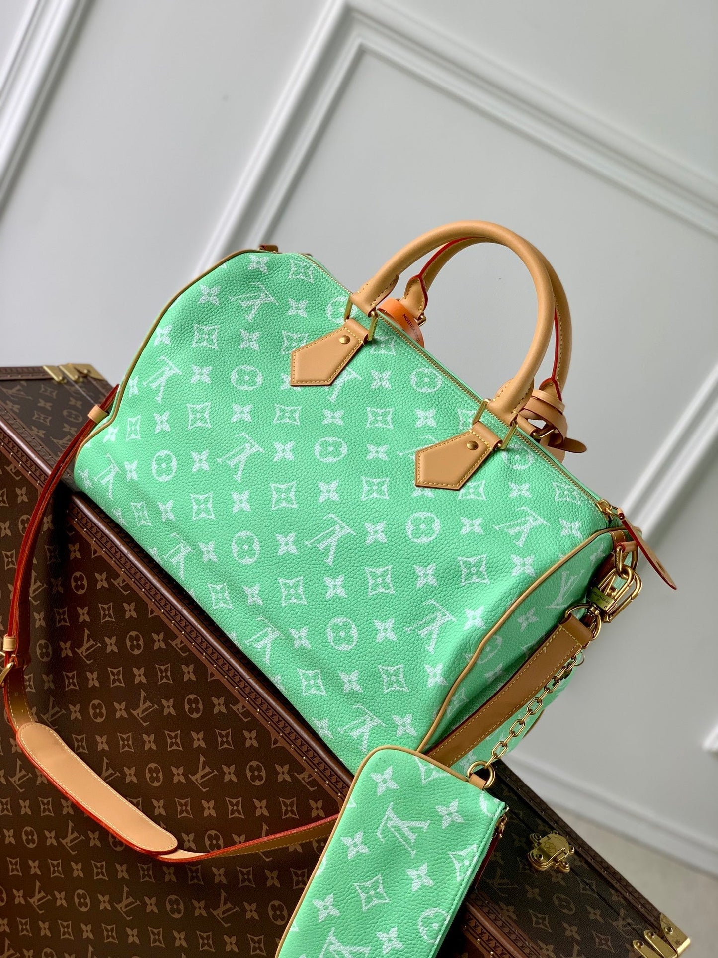 speedy p9 bandouliere 40cm green calfskin