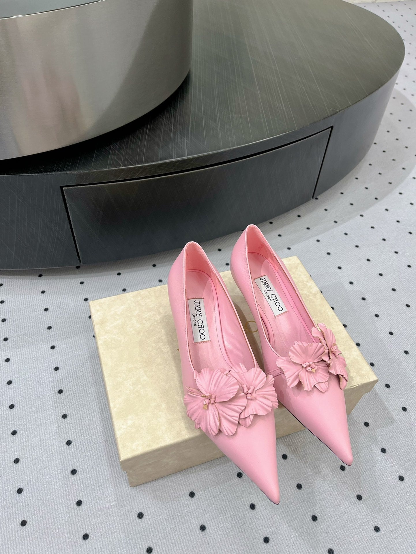 Jimmy Pumps In Pastel Pink Lambskin 591624