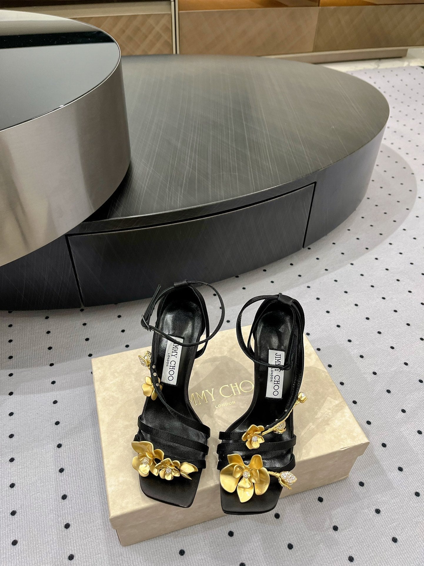 Jimmy Zea 95 In Black Cowhide Sandals With Metal Flowers 591586