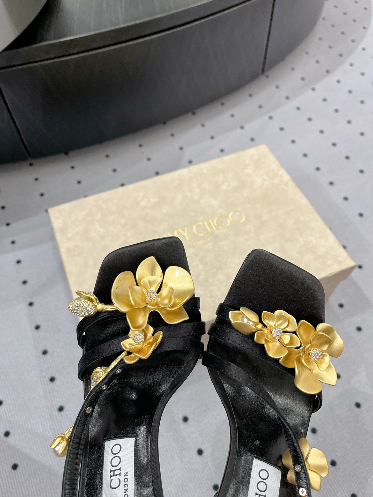 Jimmy Zea 95 In Black Cowhide Sandals With Metal Flowers 591586