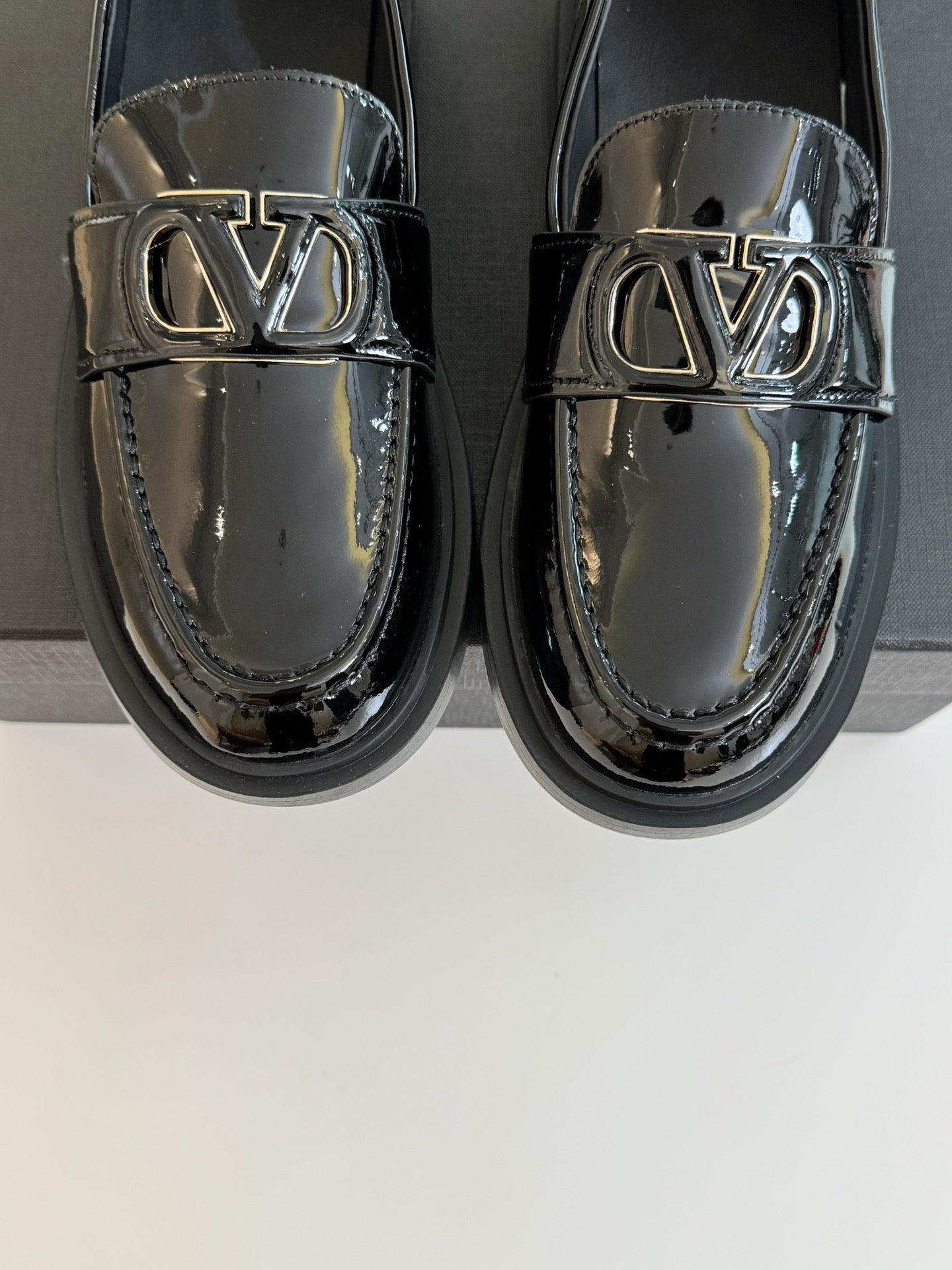 Moccasins Vlogo Signature 30mm Black Shiny