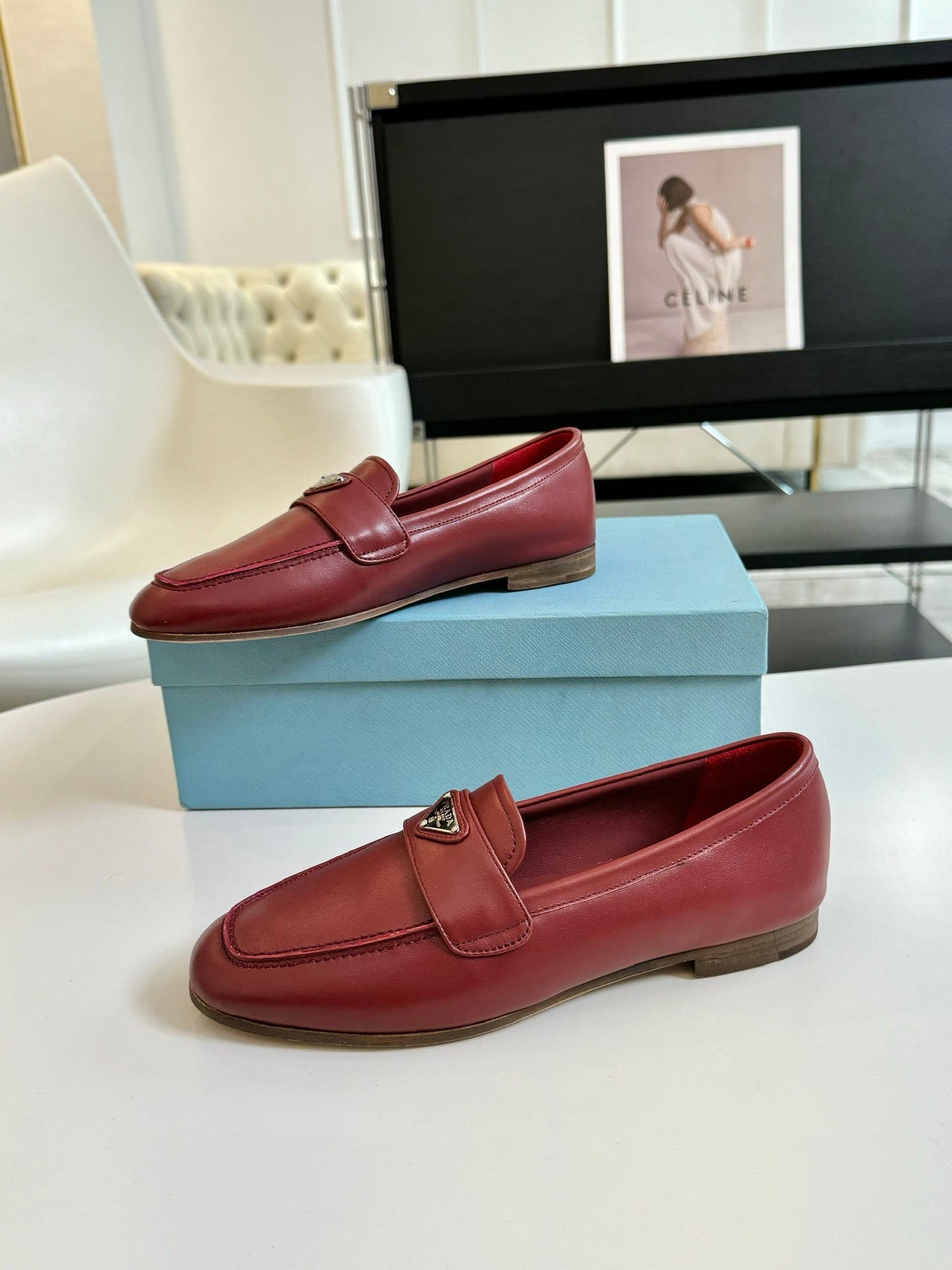 PRA LOAFERS CHERRY CALFSKIN