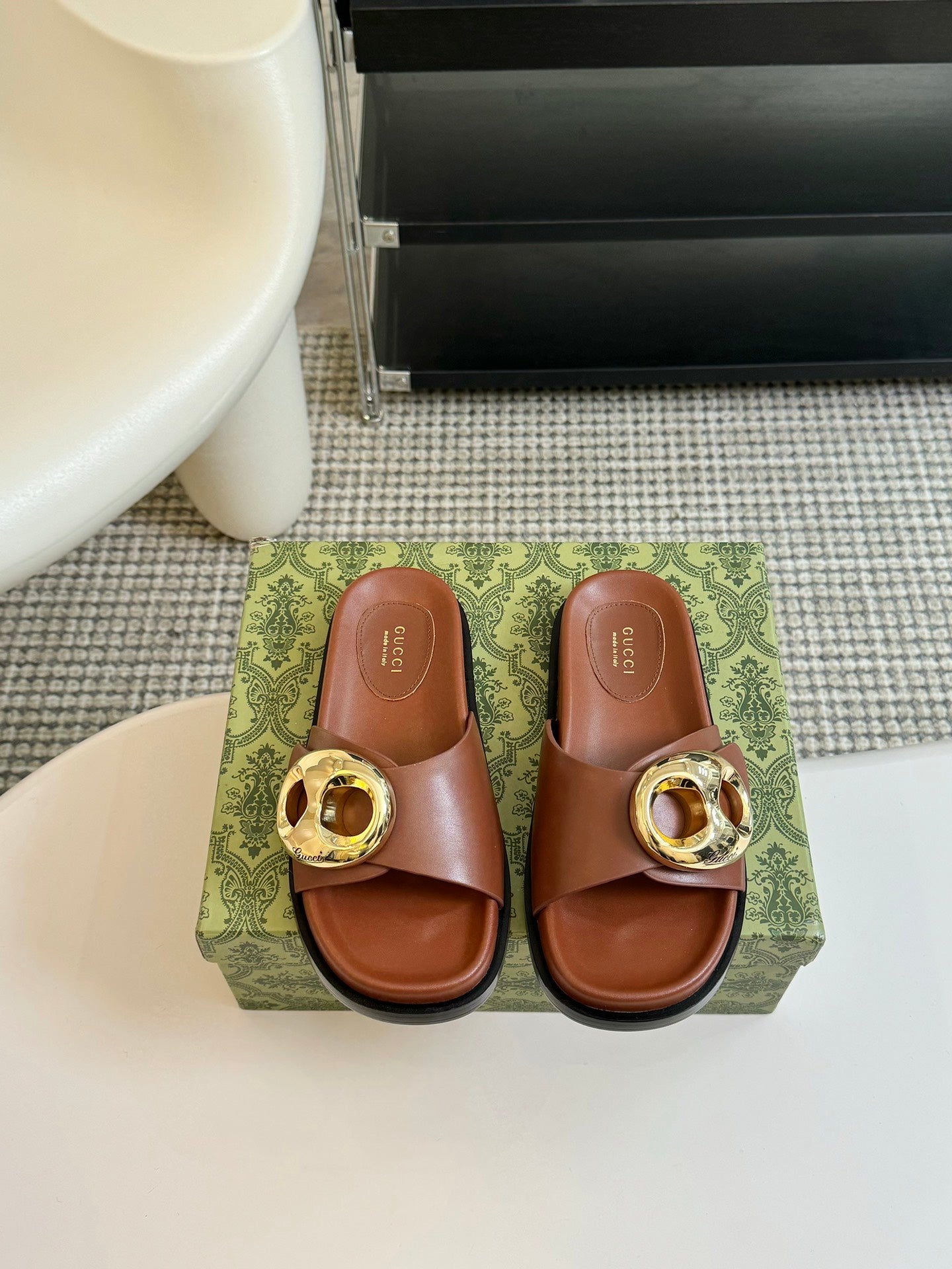 WOMEN'S SLIPPER IN BRONZE BROWN CALFSKIN