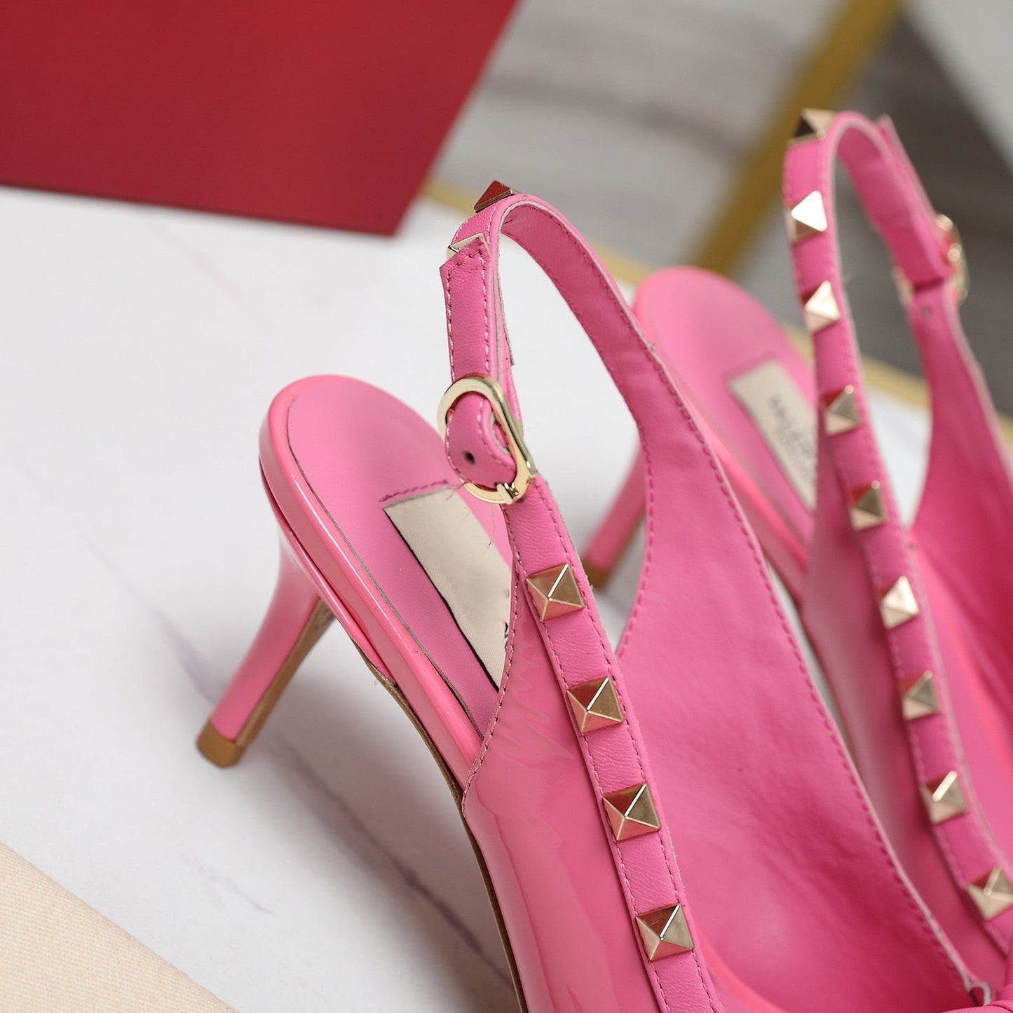 Rockstud Bow Slingback Pink Calfskin With Matching Studs