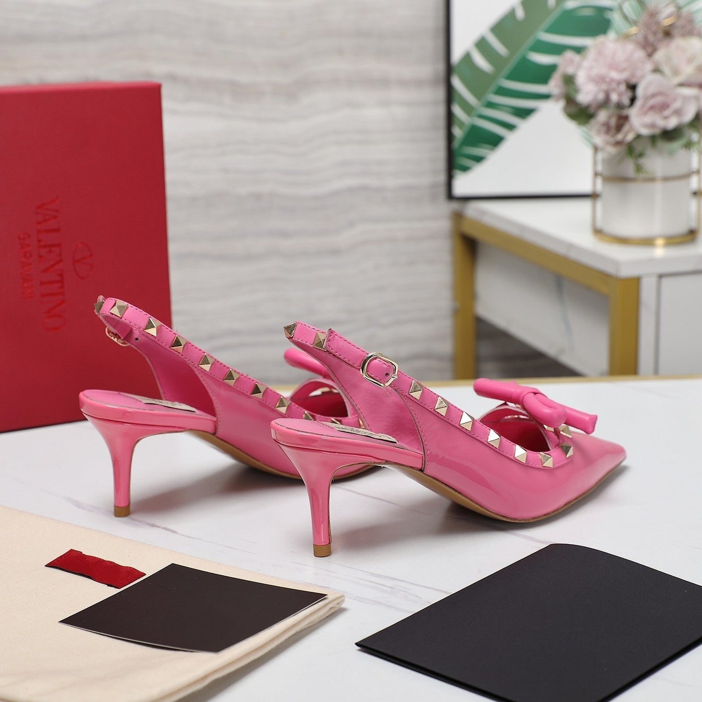 Rockstud Bow Slingback Pink Calfskin With Matching Studs