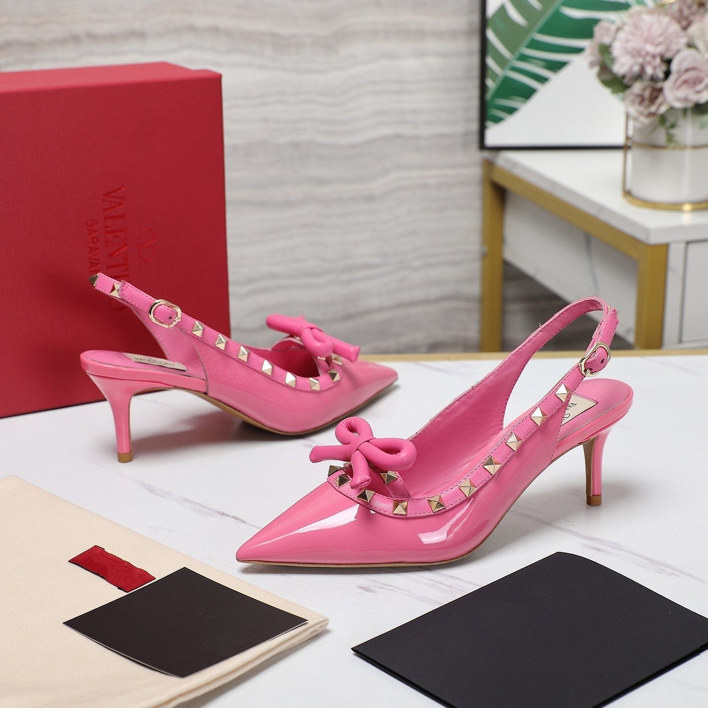 Rockstud Bow Slingback Pink Calfskin With Matching Studs