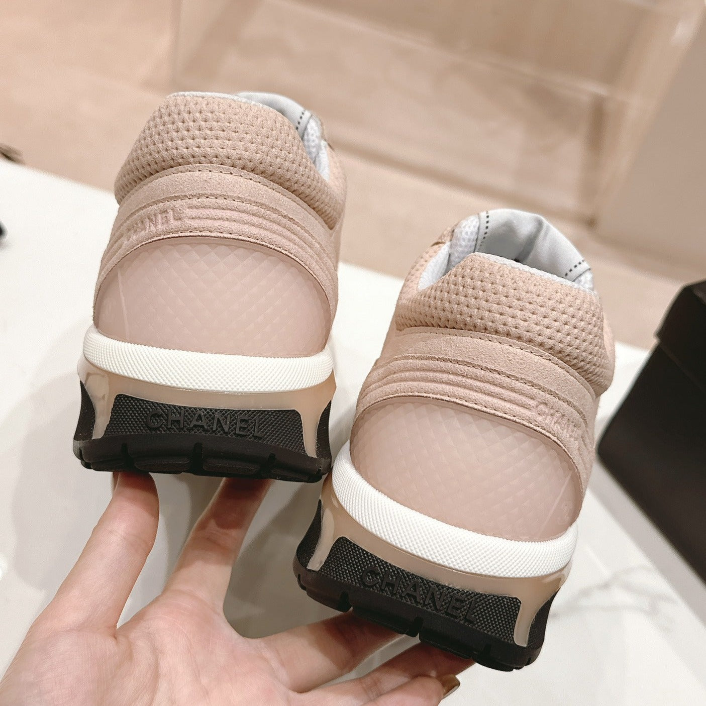 Pale Pink Sneaker Breathable mesh