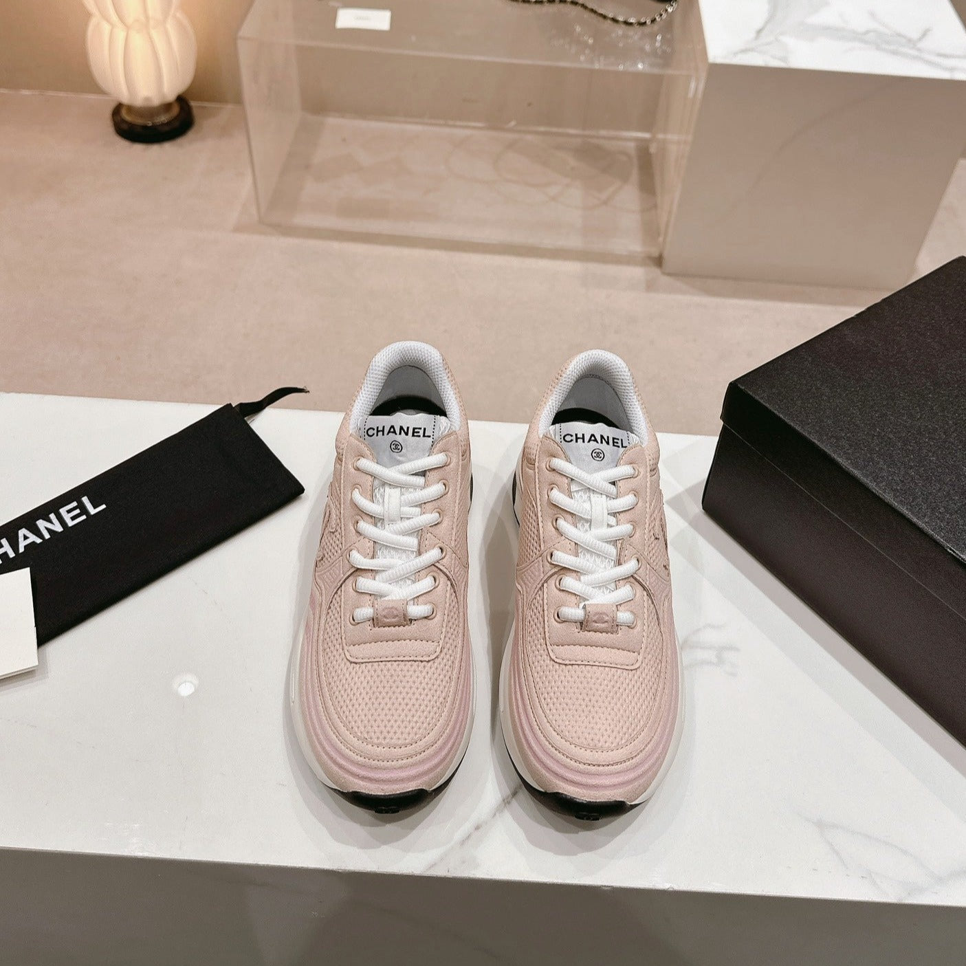 Pale Pink Sneaker Breathable mesh