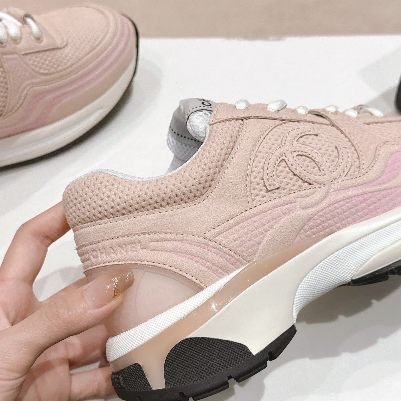 Pale Pink Sneaker Breathable mesh