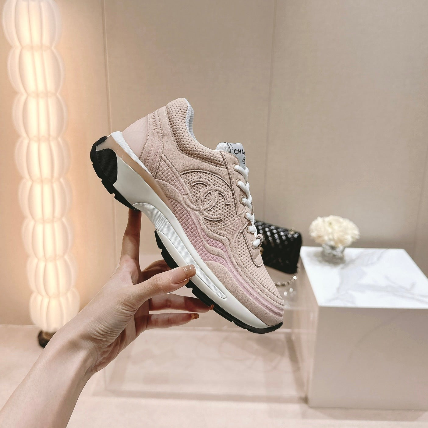 Pale Pink Sneaker Breathable mesh