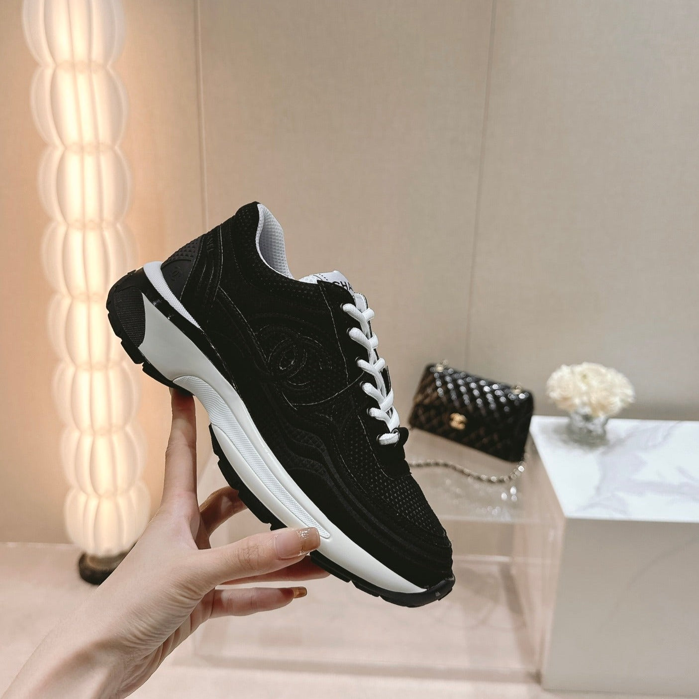 Women's Black White Sneaker Breathable mesh