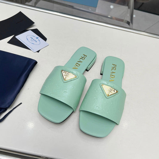 PRA SAFFIANO PATENT SLIDES OSTRICH MOTIF SEAFOAM CALFSKIN