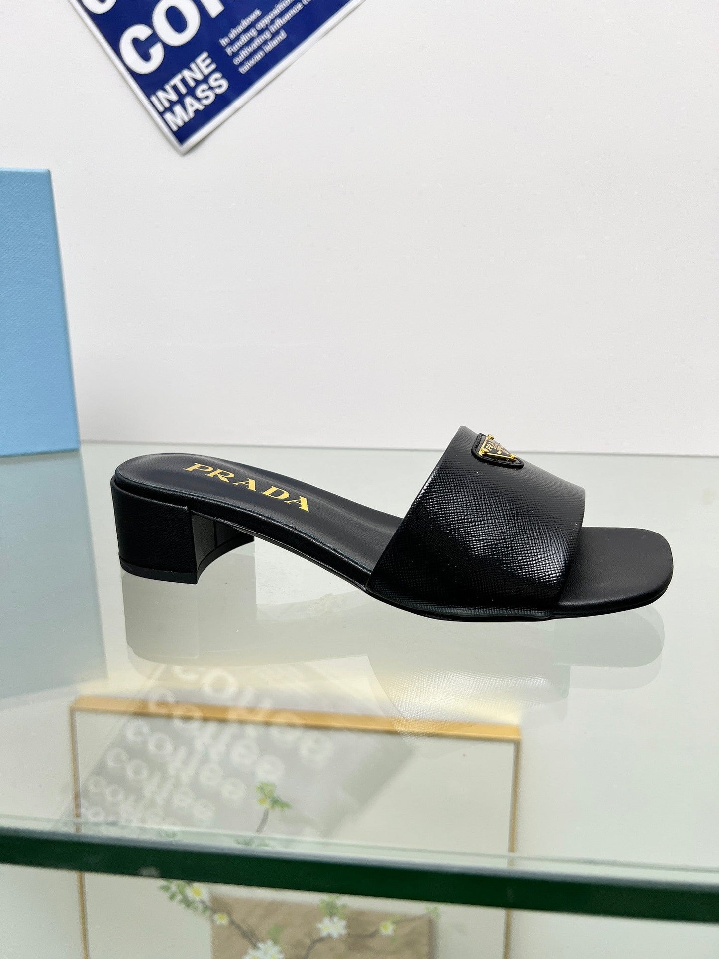 PRA EMBROIDERED SLIDES 40 BLACK CALFSKIN