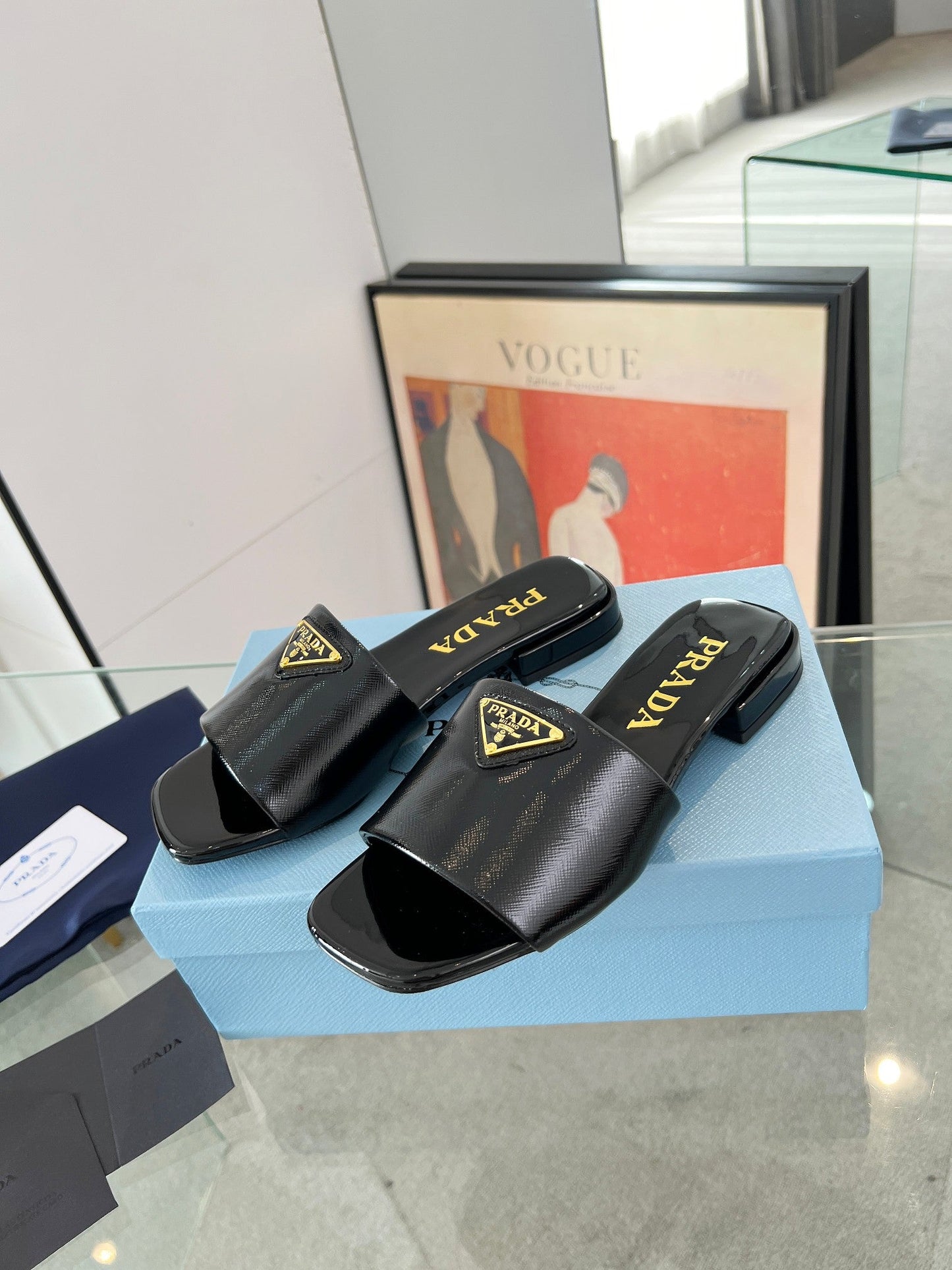 PRA SAFFIANO PATENT SLIDES BLACK CALFSKIN