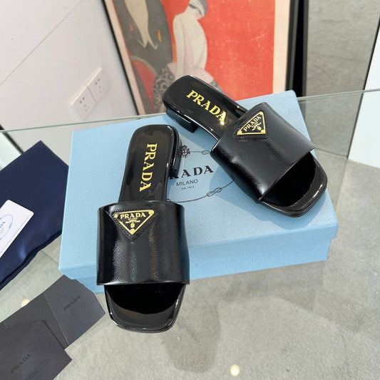 PRA SAFFIANO PATENT SLIDES BLACK CALFSKIN