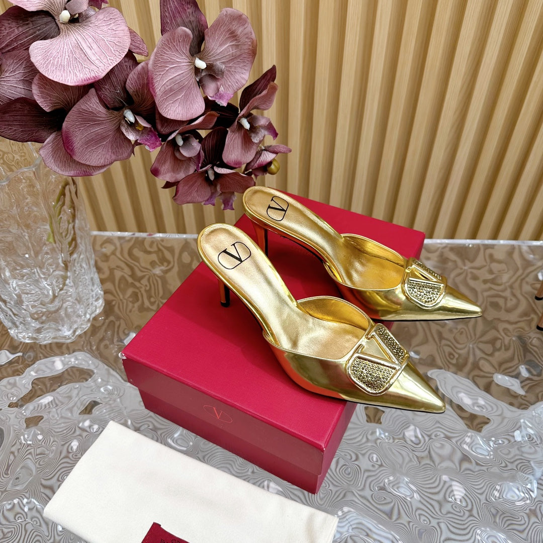 Vlogo Signature with Crystals Slingback Pump 70 Gold Calfskin