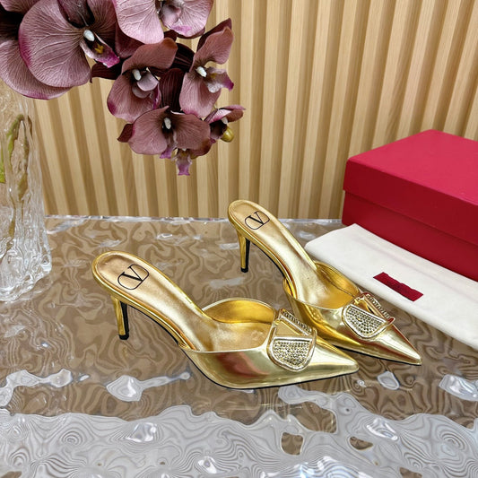 Vlogo Signature with Crystals Slingback Pump 70 Gold Calfskin