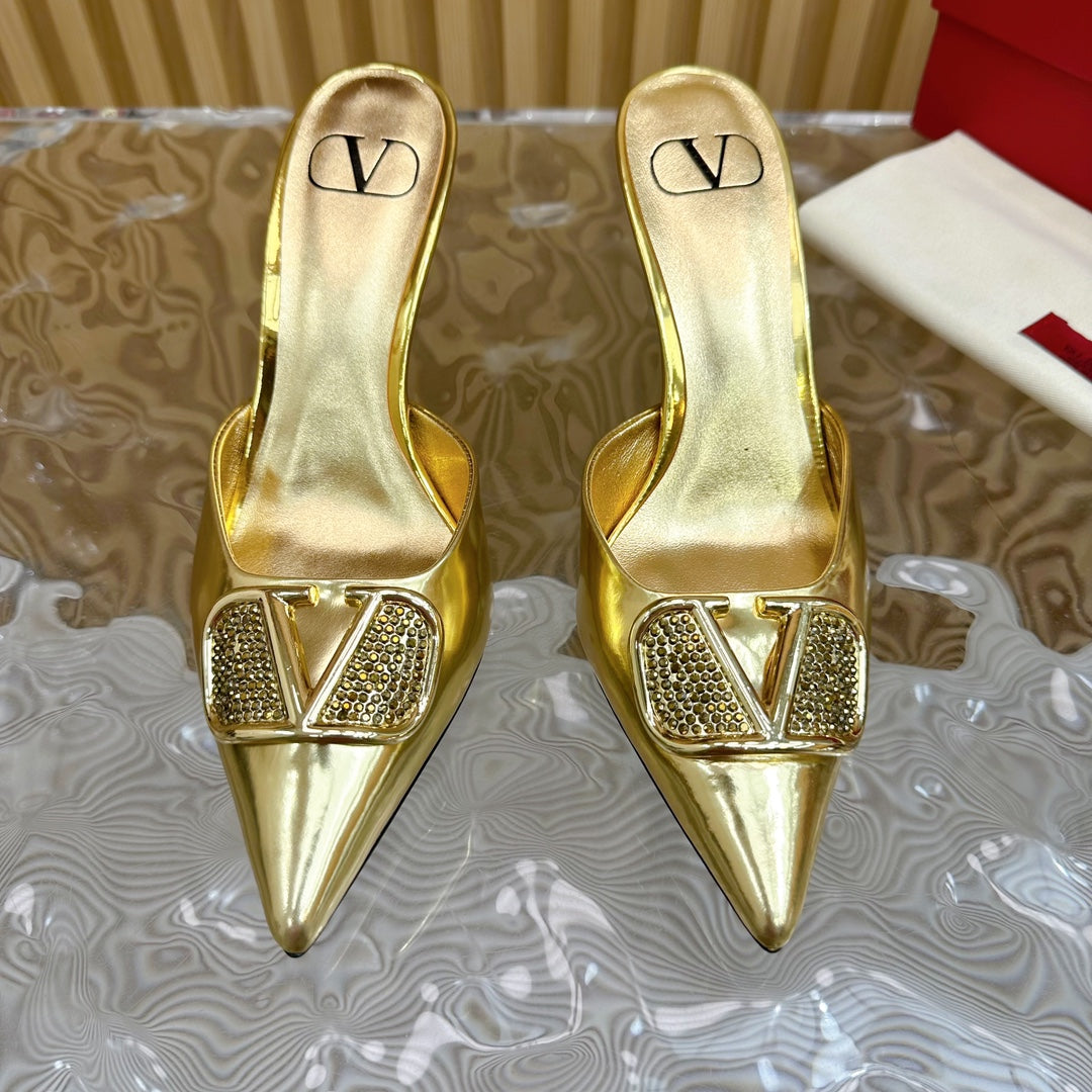 Vlogo Signature with Crystals Slingback Pump 70 Gold Calfskin