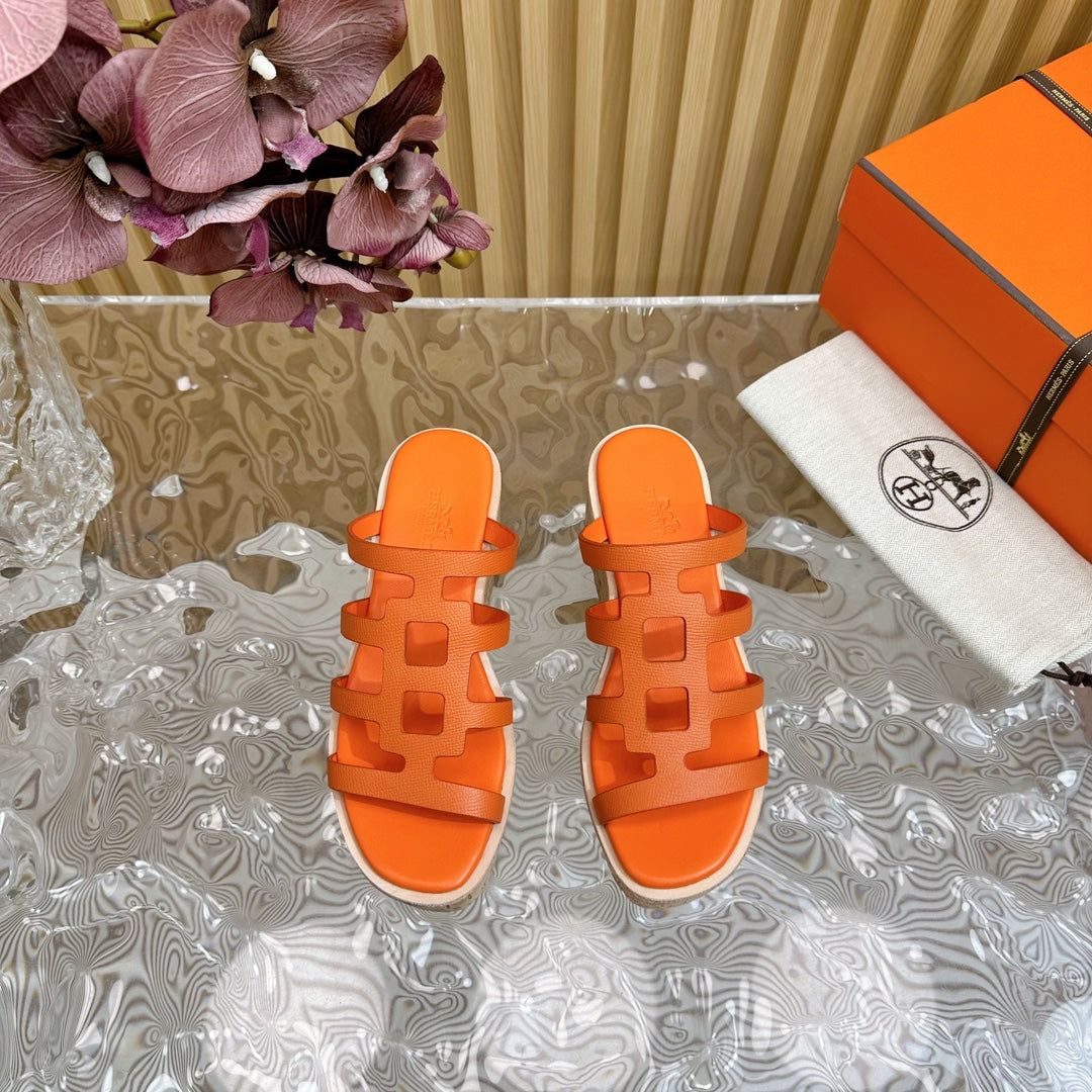 ISABELLA SANDAL ORANGE CALFSKIN