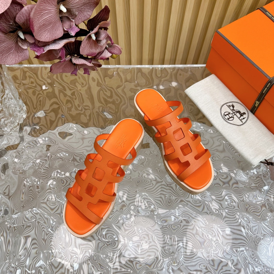 ISABELLA SANDAL ORANGE CALFSKIN