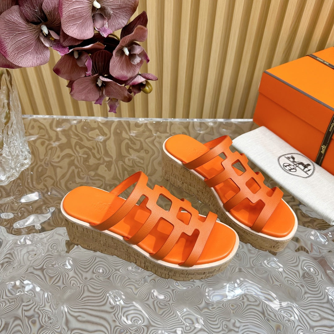 ISABELLA SANDAL ORANGE CALFSKIN