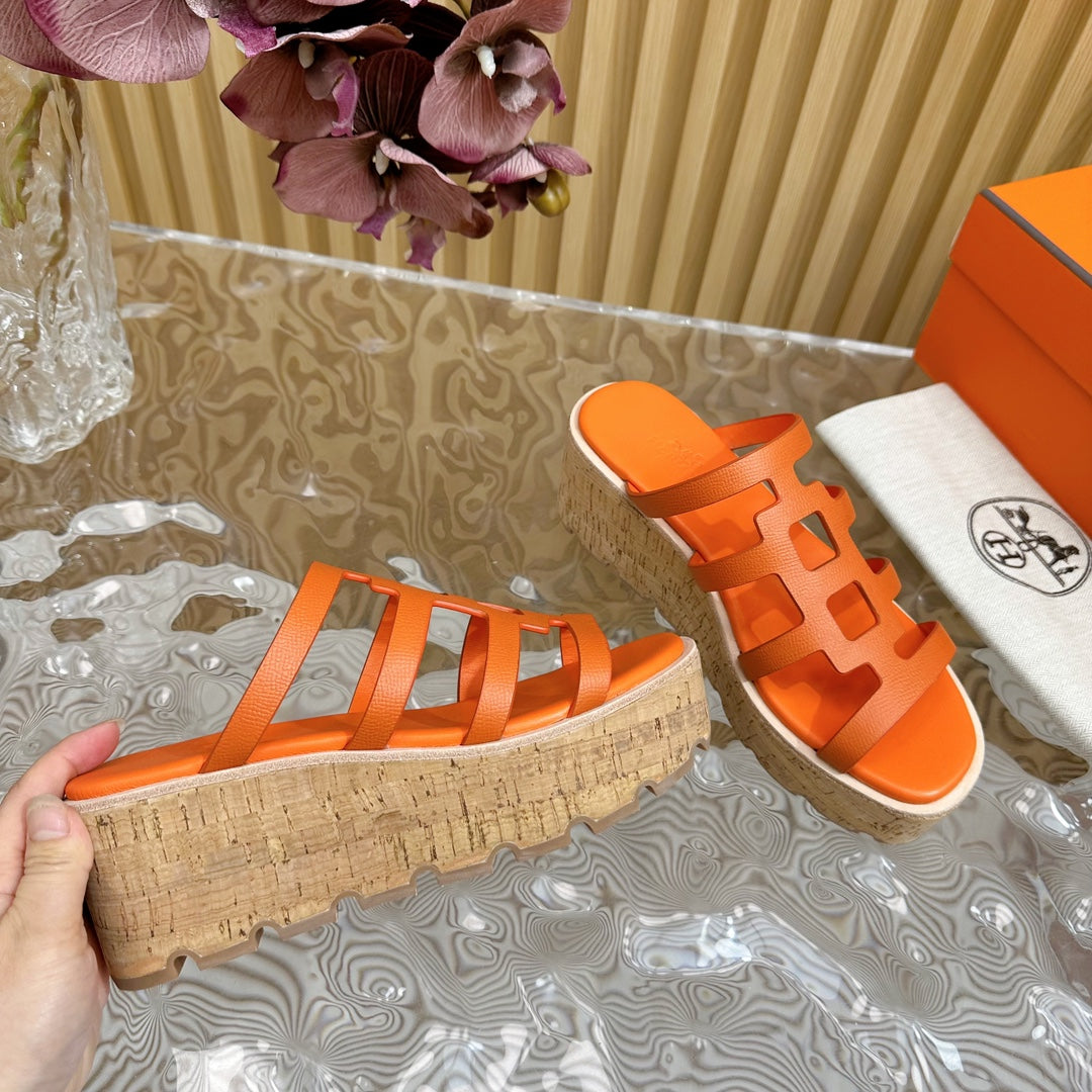 ISABELLA SANDAL ORANGE CALFSKIN