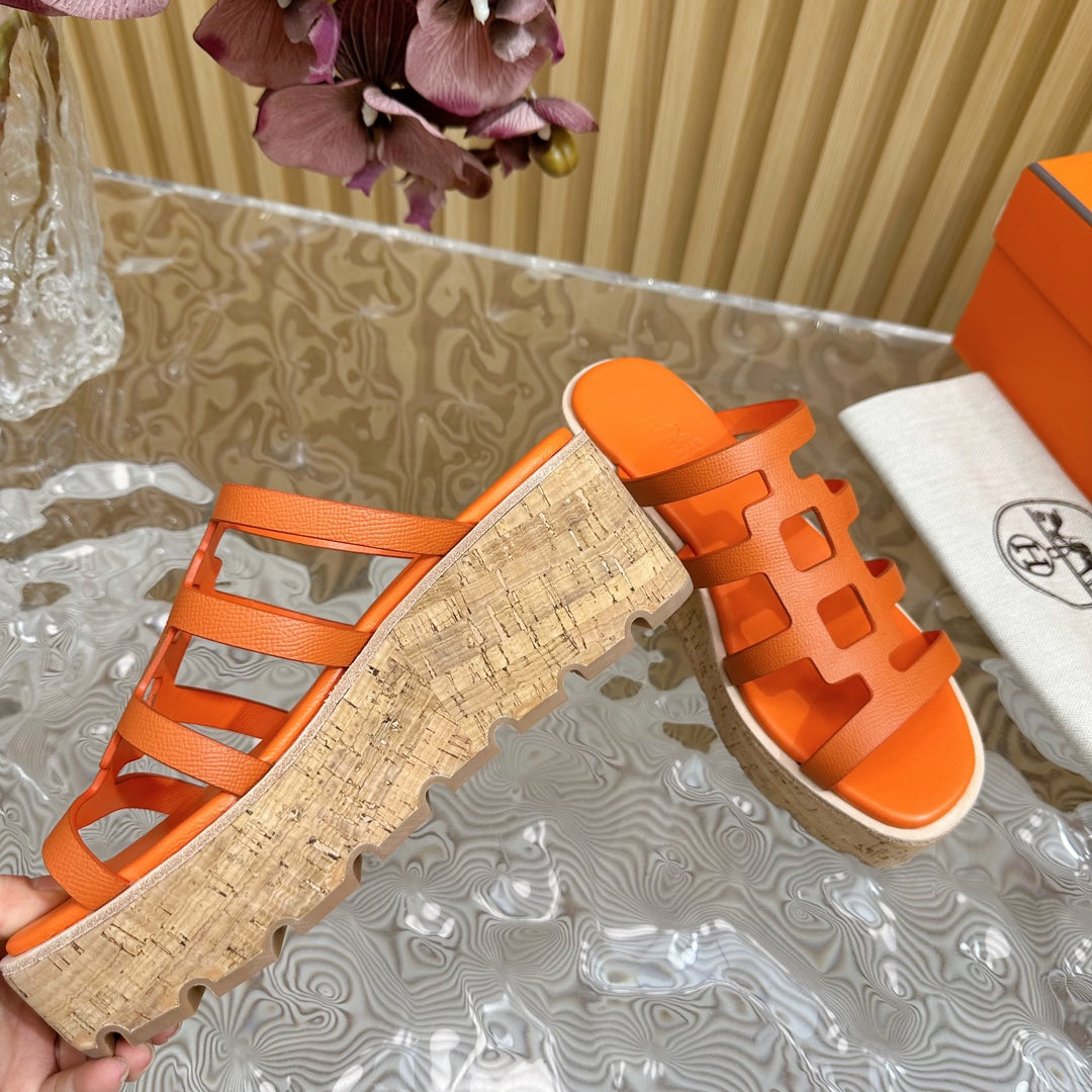 ISABELLA SANDAL ORANGE CALFSKIN