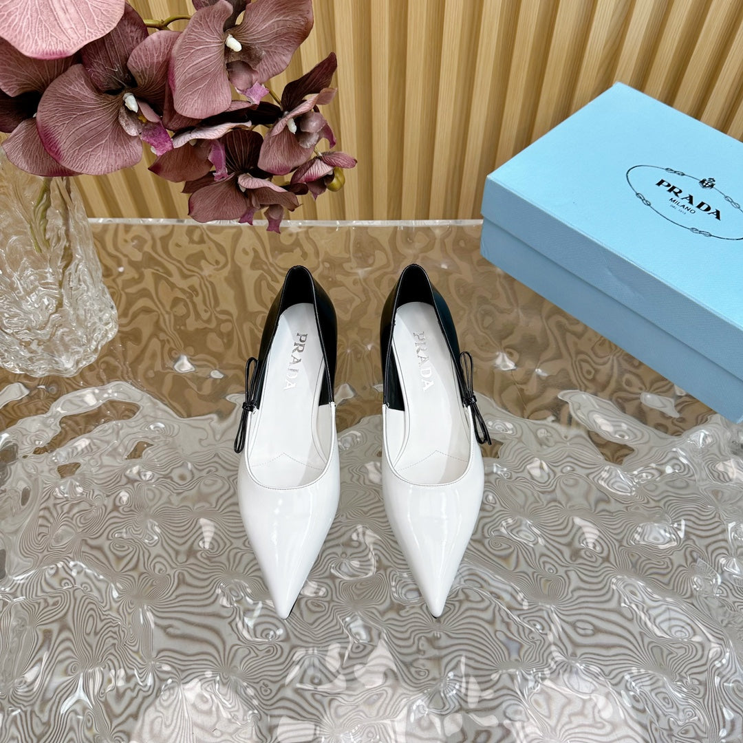 PRA BRUSHED PUMPS WHITE AND BLACK CALFSKIN