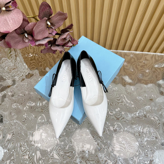 PRA BRUSHED PUMPS WHITE AND BLACK CALFSKIN