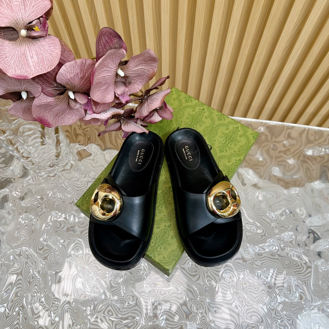 WOMEN'S SLIPPER IN BLACK CALFSKIN