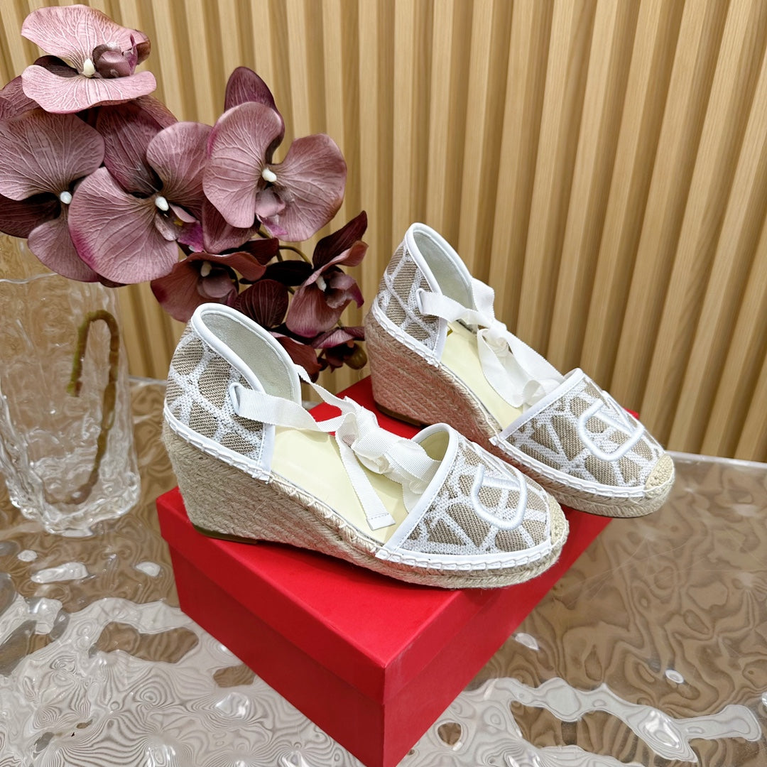 Valentino Wedge High Heel Lace-Up Sandals 85mm In Brown Grey Mix White Canvas Fabric And Raffia 814613