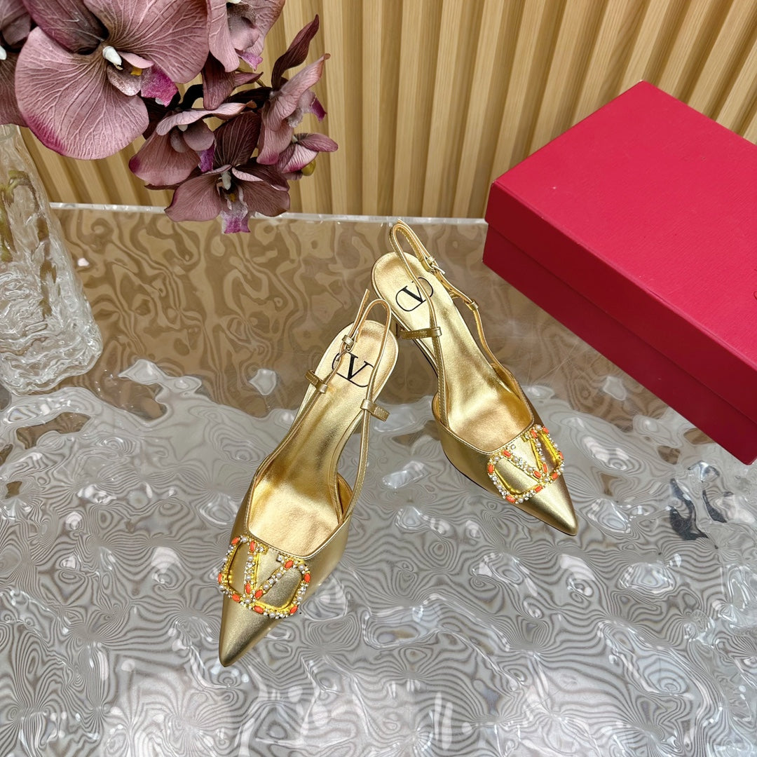 VLOGO SIGNATURE SLINGBACK PUMP 80 MM IN GOLD CALFSKIN