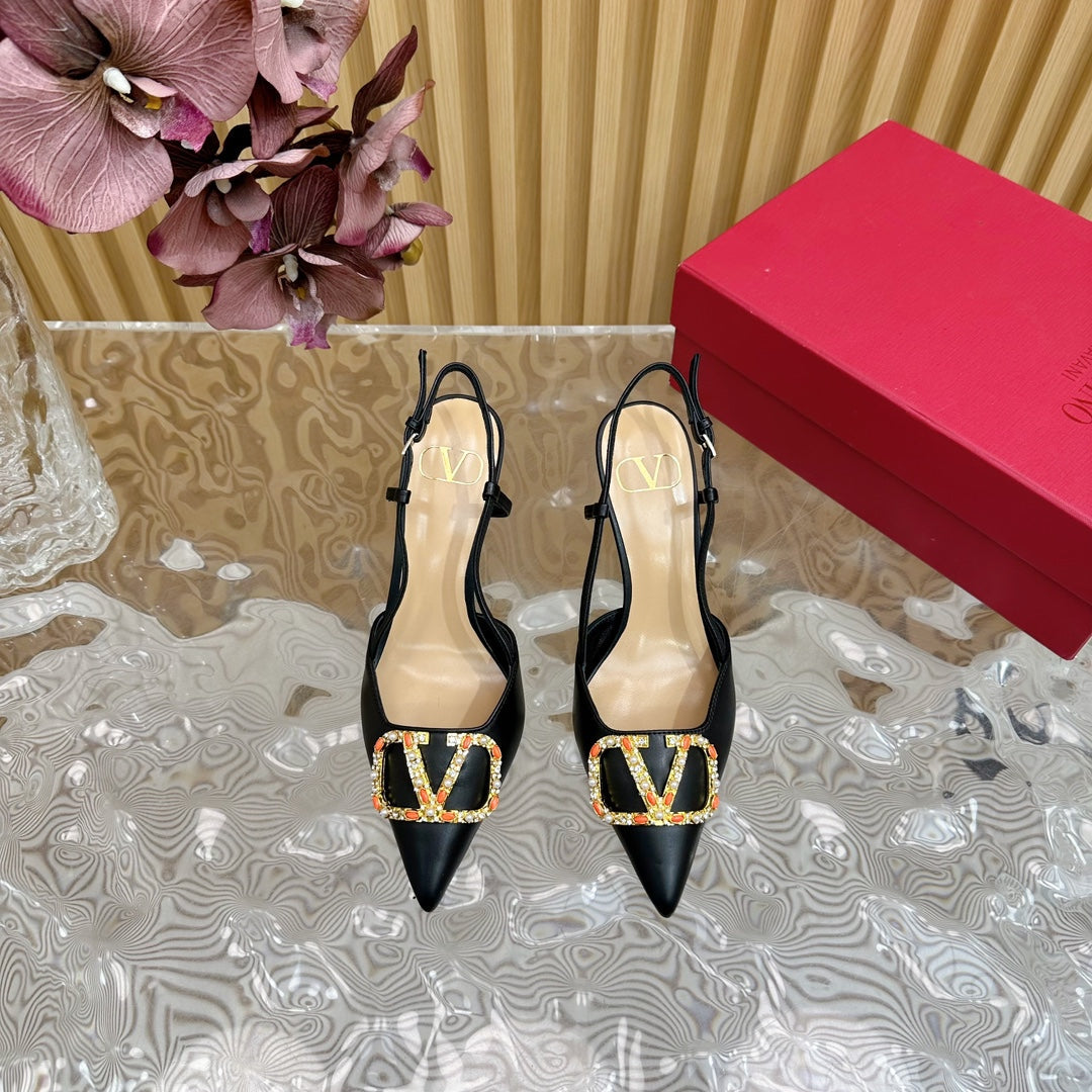 VLOGO SIGNATURE SLINGBACK PUMP 80 MM IN BLACK CALFSKIN