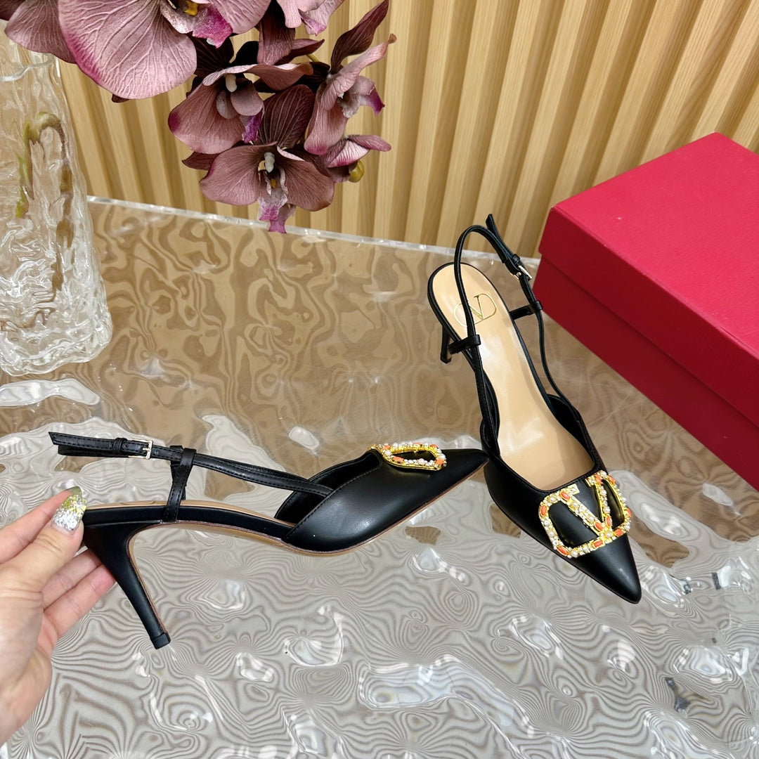 VLOGO SIGNATURE SLINGBACK PUMP 80 MM IN BLACK CALFSKIN