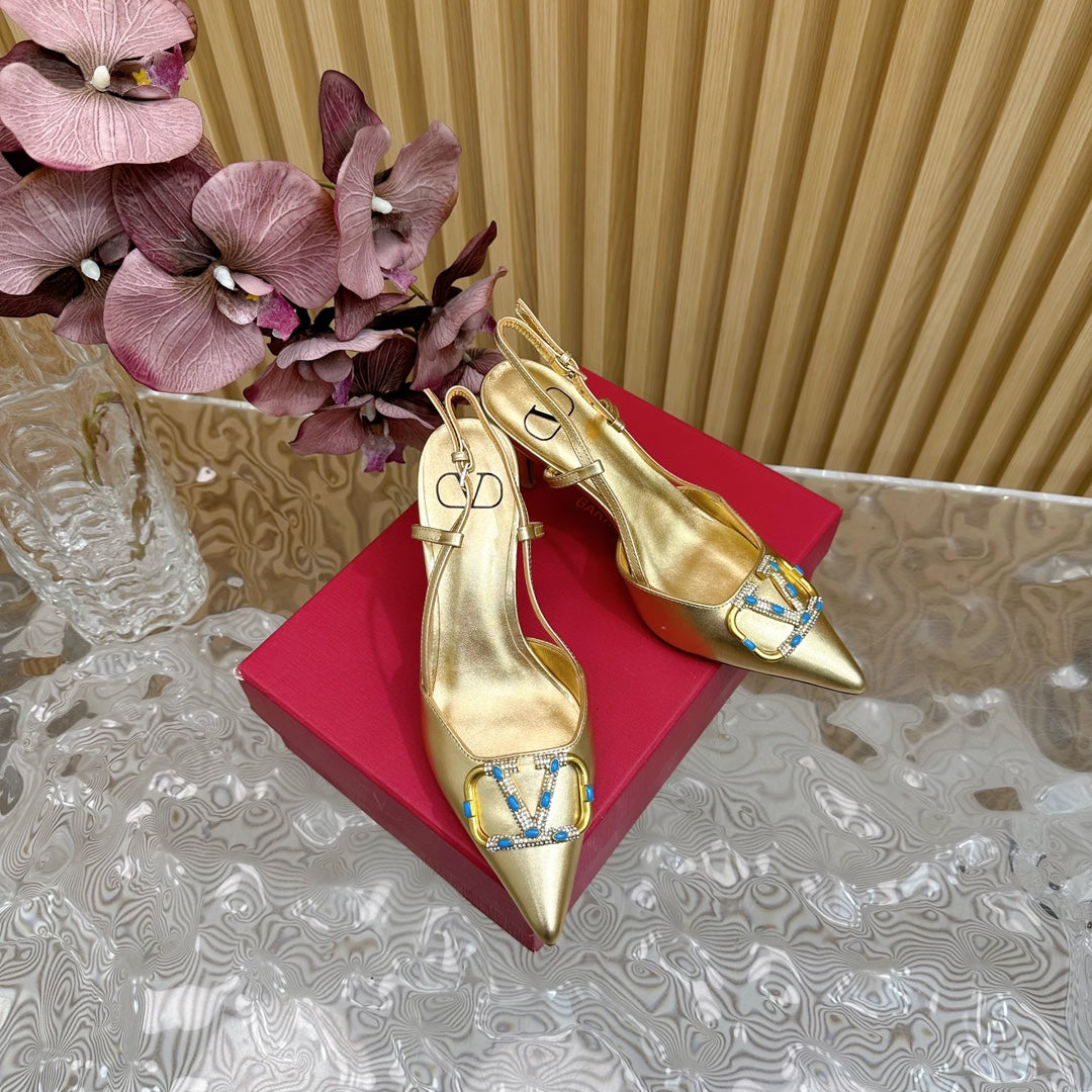 VLOGO SIGNATURE GOLD CALFSKIN SLINGBACK PUMP 80 MM