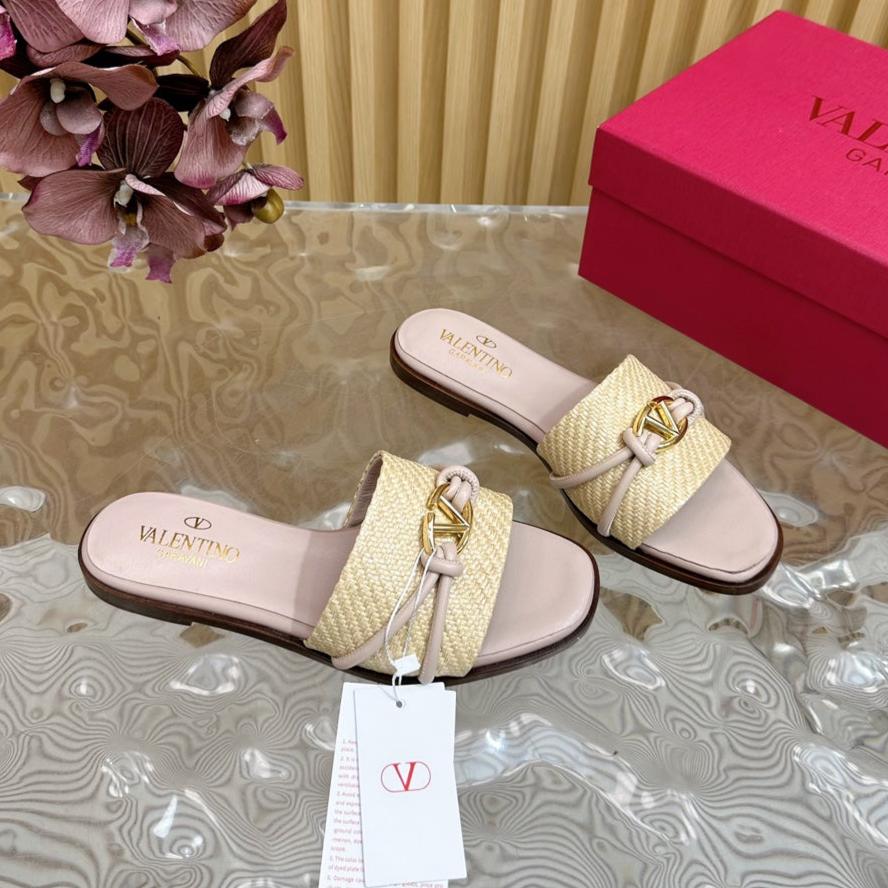 VLogo Raffia-Trimmed Leather Slides In Rose Pink Mix Beige Sedge Weaving Yarn And Lambskin 102809