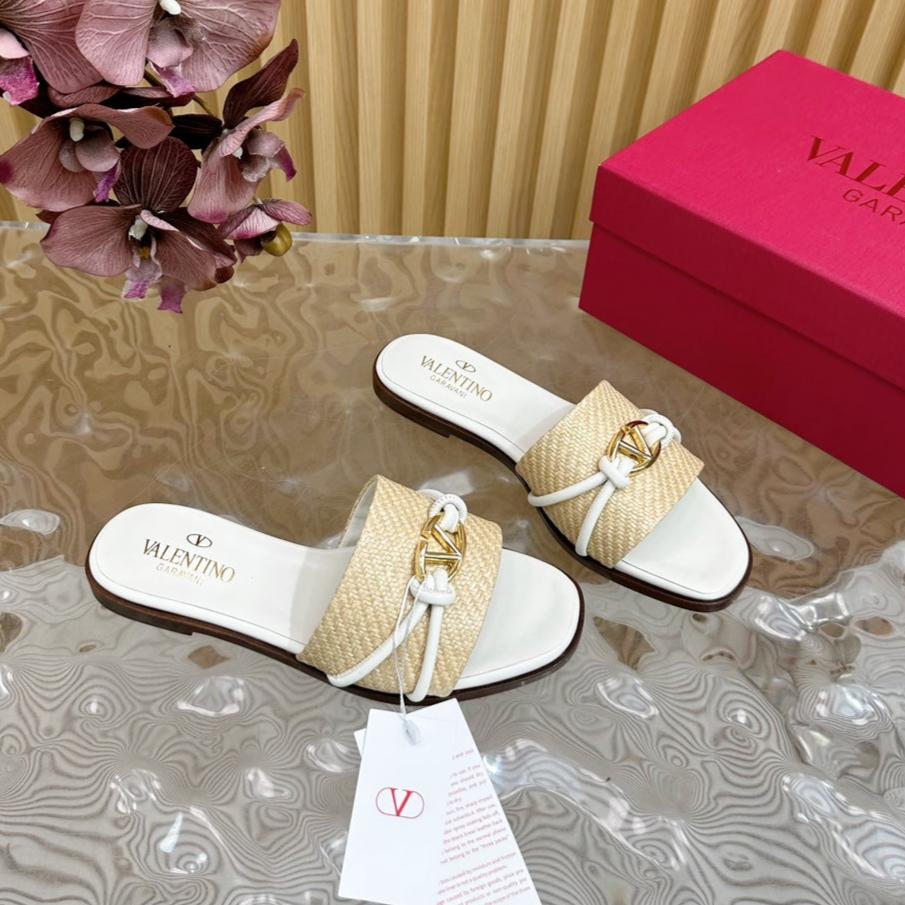 VLogo Raffia-Trimmed Leather Slides In White Mix Beige Sedge Weaving Yarn And Lambskin 102811