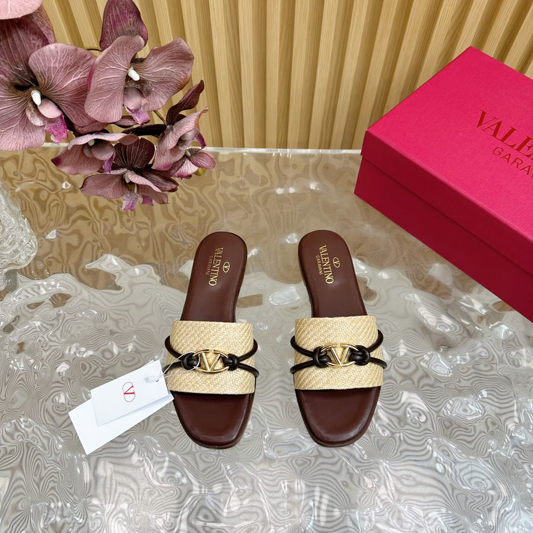 VLogo Raffia-Trimmed Leather Slides In Brown Chocolate Mix Beige Sedge Weaving Yarn And Lambskin 102813