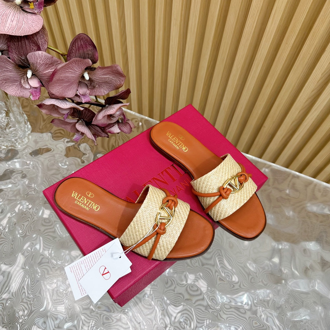 VLogo Raffia-Trimmed Leather Slides In Brown Orange Mix Beige Sedge Weaving Yarn And Lambskin 102815