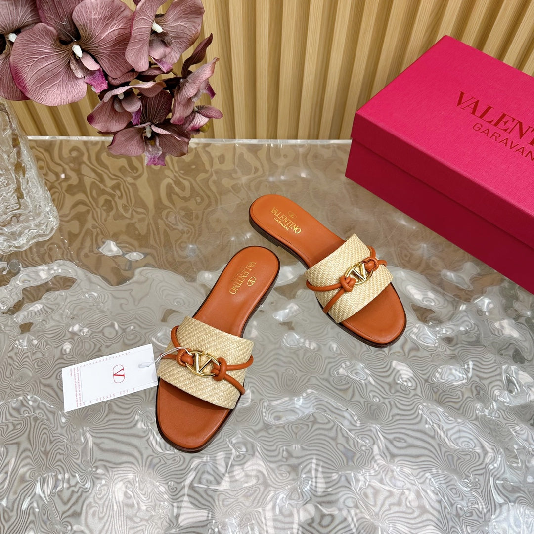 VLogo Raffia-Trimmed Leather Slides In Brown Orange Mix Beige Sedge Weaving Yarn And Lambskin 102815