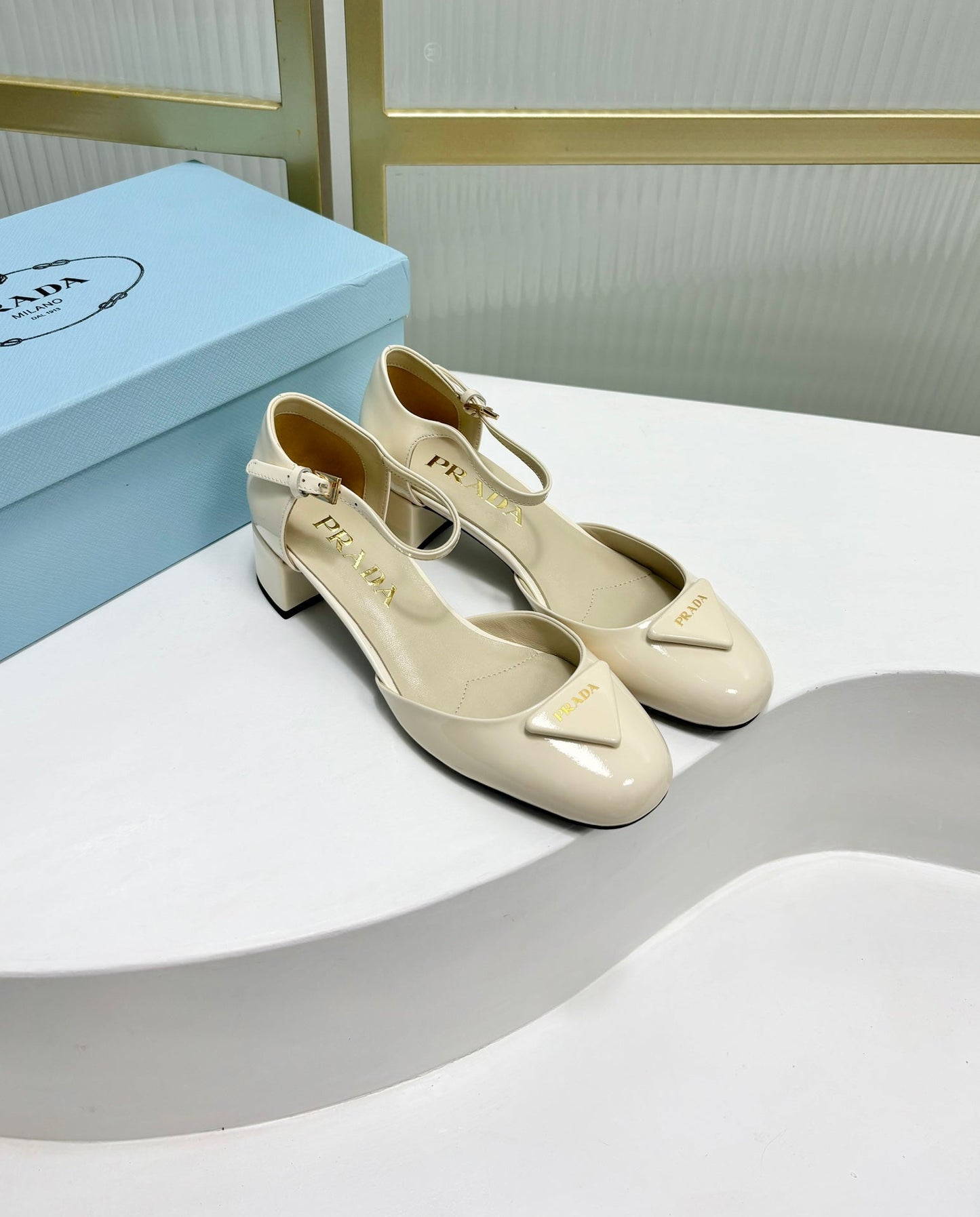 PRA MARY JANE PUMPS CREAMY WHITE CALFSKIN