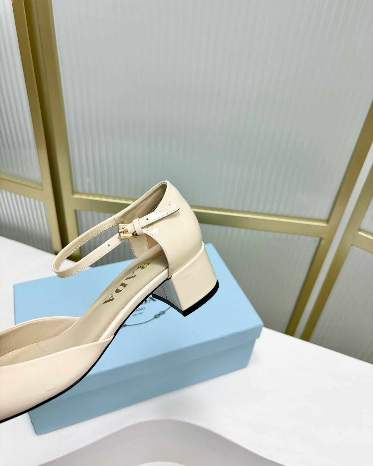 PRA MARY JANE PUMPS CREAMY WHITE CALFSKIN