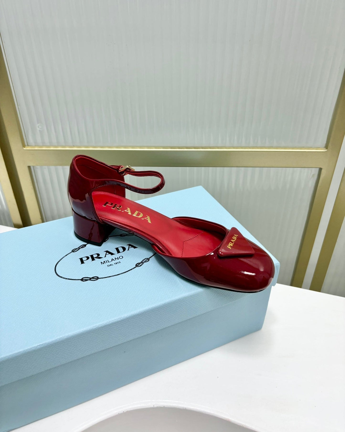 PRA MARY JANE PUMPS CHERRY CALFSKIN