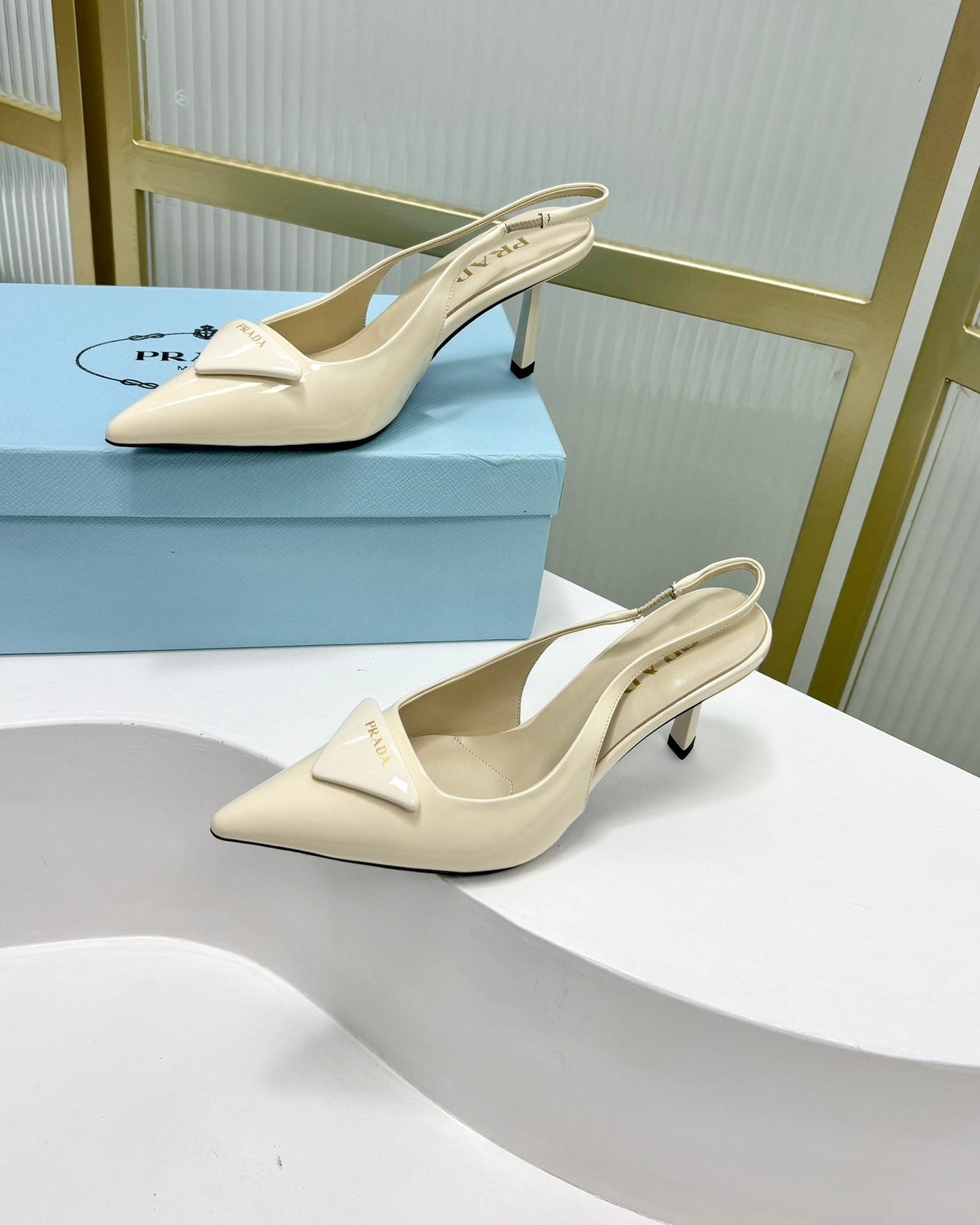 PRA PATENT LEATHER SLINGBACK PUMPS 50 CREAMY WHITE