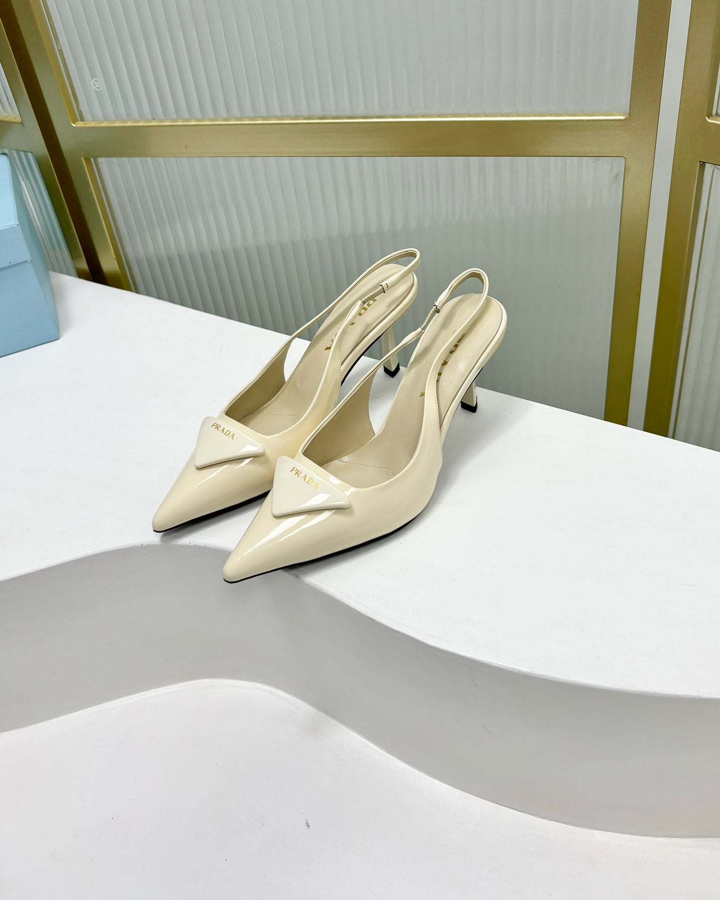 PRA PATENT LEATHER SLINGBACK PUMPS 50 CREAMY WHITE