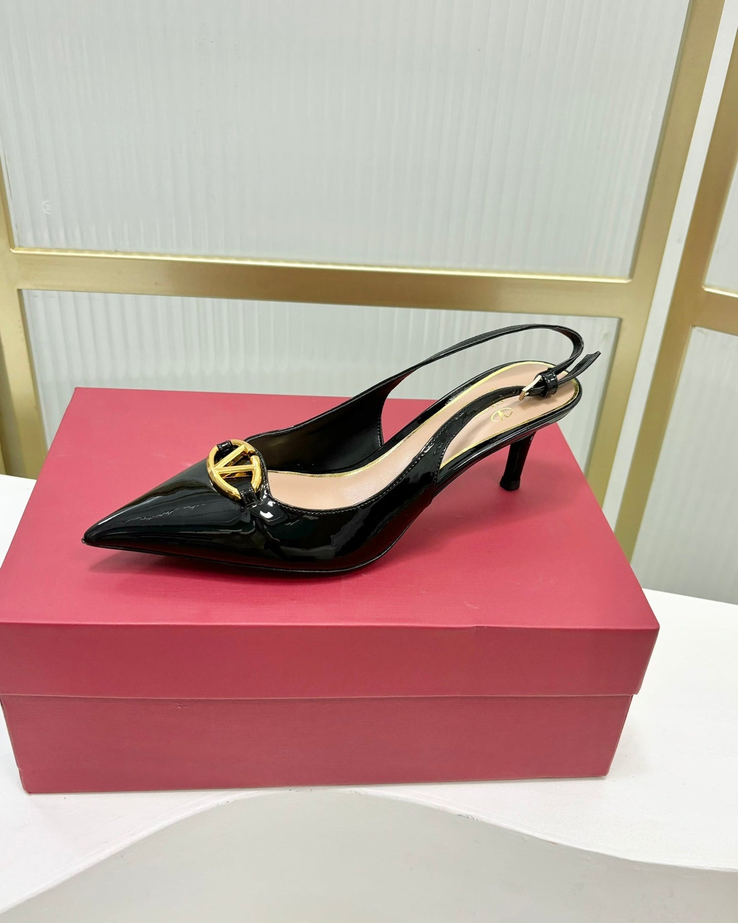 Vlogo The Bold Edition Slingback Pumps 60mm Black Glossy Cowhide 843649