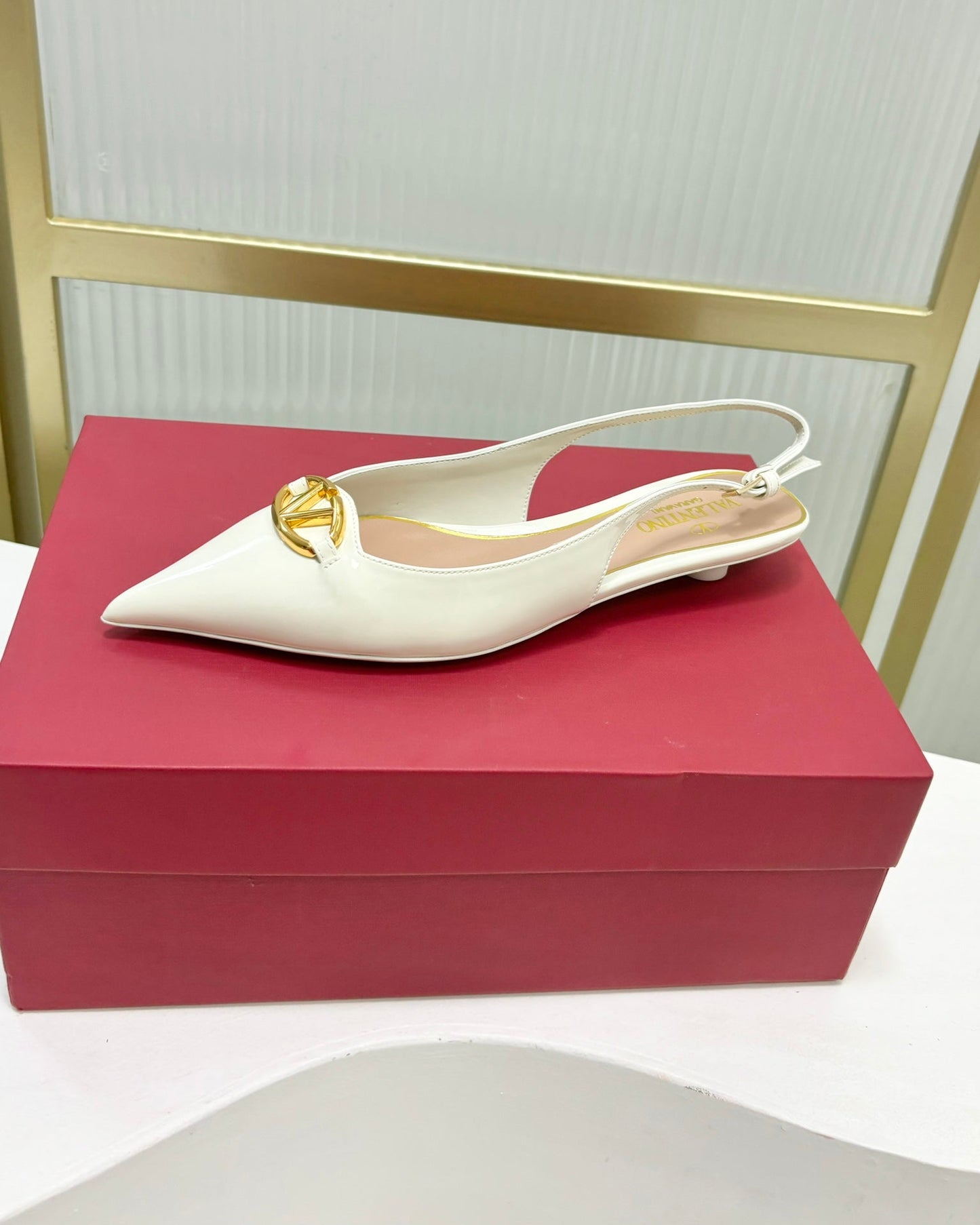 VLogo Slingback Ballerina 20mm In Glossy White Cowhide 843655