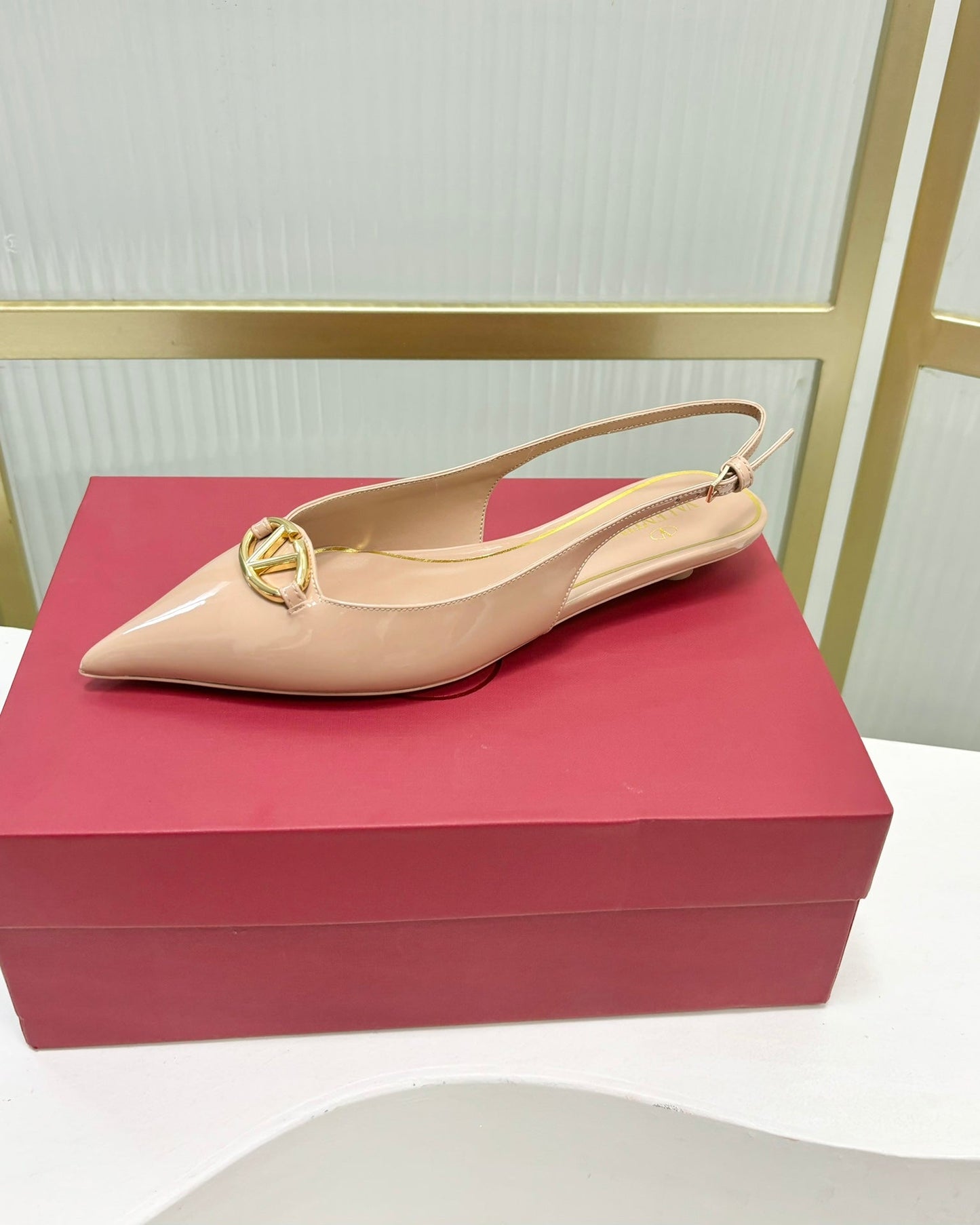 VLogo Slingback Ballerina 20mm In Glossy Dark Beige Cowhide 843659