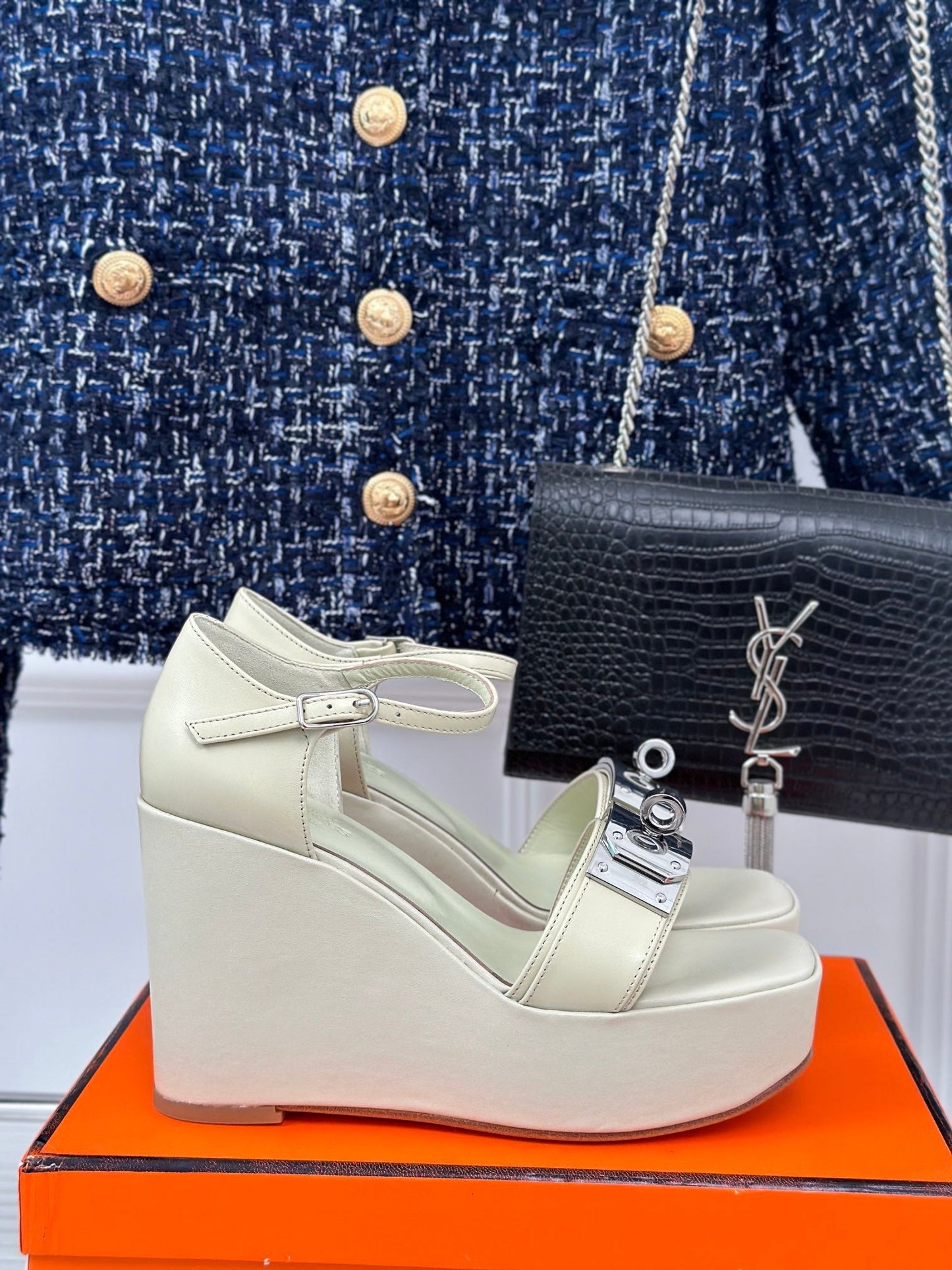 WEDGES SANDALS WHITE LAMBSKIN